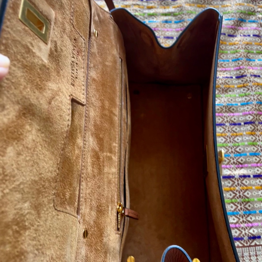 Authentic Bottega Venetta baguette bag - Picture 6 of 15